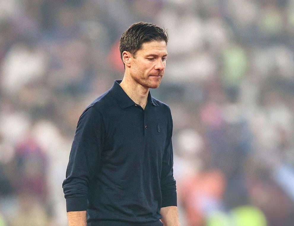 NG体育官方-皇马会是下一个曼联？阿隆索重演穆里尼奥旧事，老佛爷这次站球员